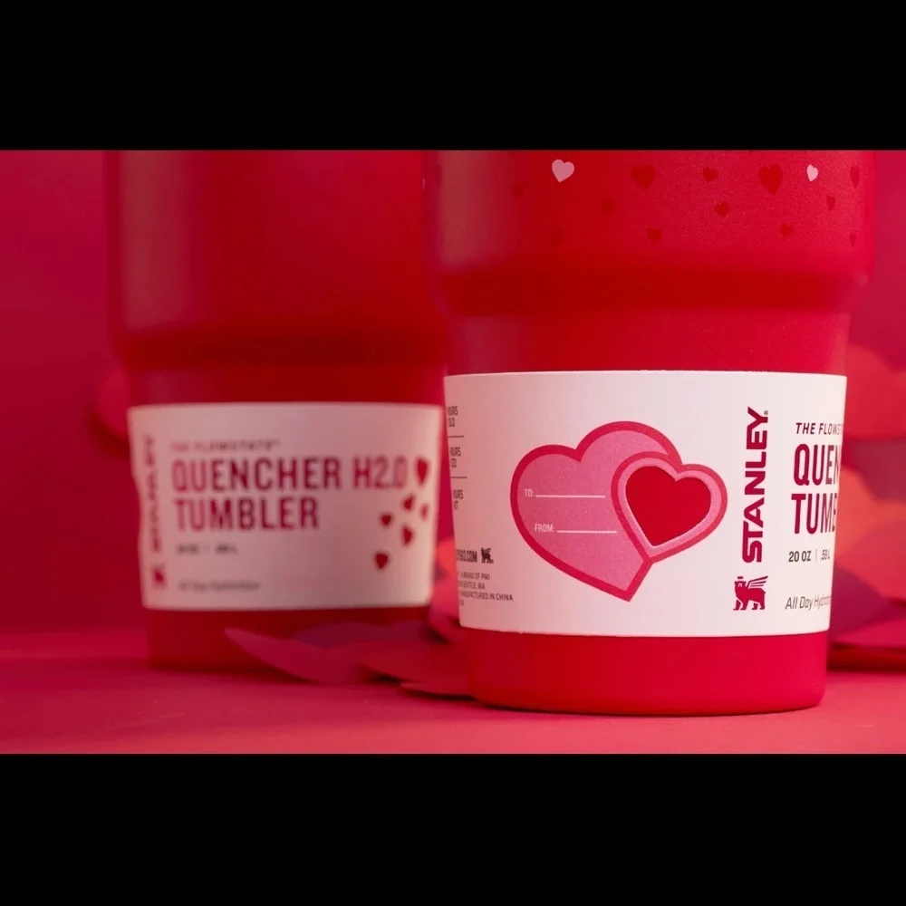 ❤️❤️Valentine’s Day Stanley tumbler cup 40 ounce 2025 ❤️❤️❤️ - Picture 9 of 9